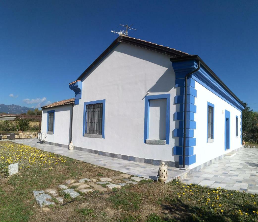 Casale Diletta Acomodação com café da manhã Castiadas Exterior foto
